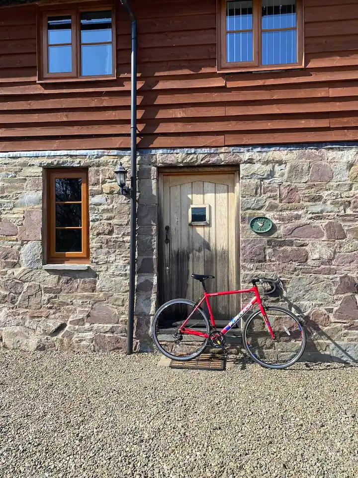 37c20715 efed 416d be86 2d2ab17d9e7f 1