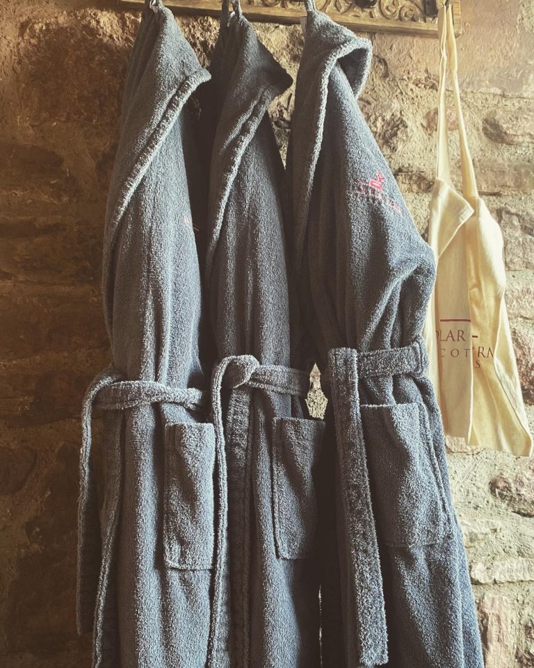 Pillar Box Farm Cottages Bathrobes