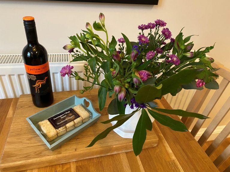 Welcome pack small 768x576