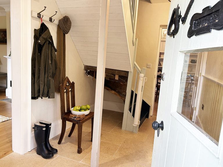 Boots in the hall 768x576